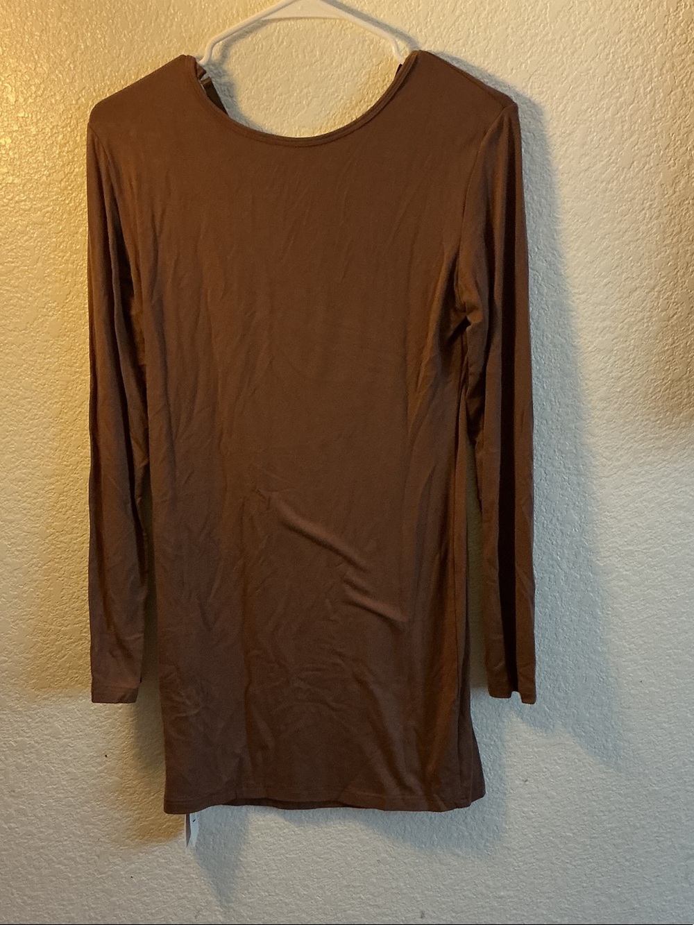 Women’s Brown Long-Sleeve Crewneck Tee